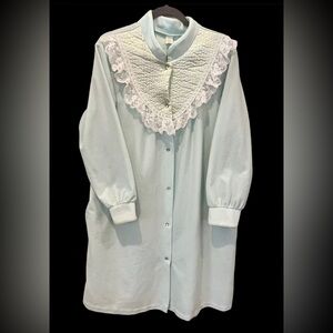 Vintage Robe Housecoat USA Pearl Snap Up